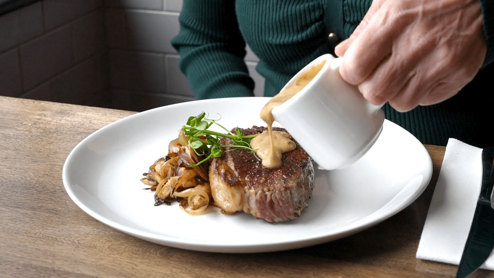 dooleys-seafood-and-steakhouse-restaurant-gallery-04-1.jpg