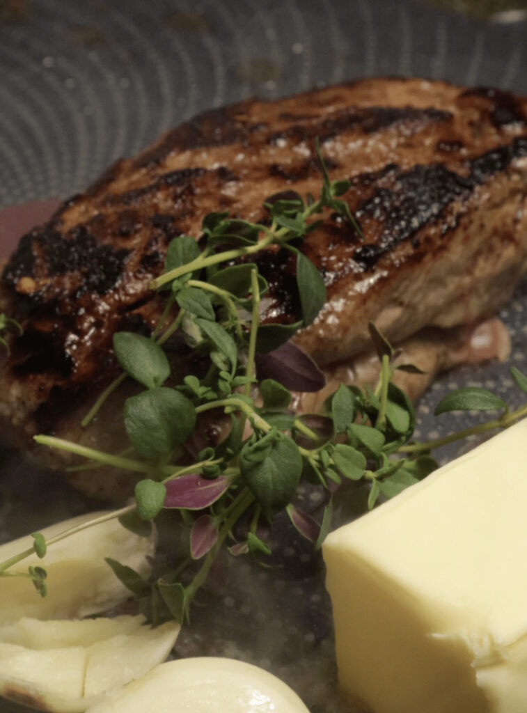 Juicy Fillet Steak with Hash Browns and Hollandaise